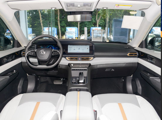 Καθαρό ηλεκτρικό συμπαγές αυτοκίνητο 4 400KM Dongfeng Fengshen E70 πόρτες 5 καθίσματα