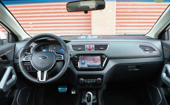 IEV7S ηλεκτρικό αυτοκίνητο 402KM της JAC Ev οχημάτων μηχανών της JAC 5 πόρτες 5 καθίσματα