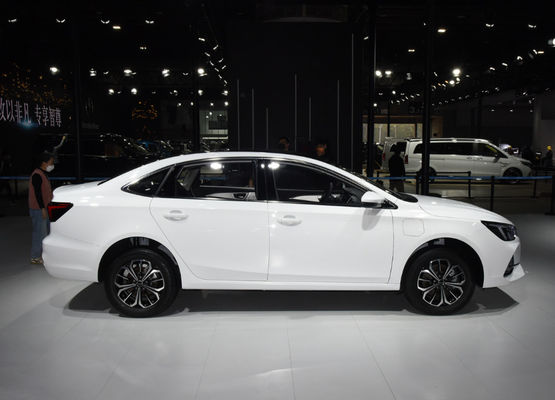 0.5H γρήγορο ηλεκτρικό αυτοκίνητο Roewe I6 η ΑΝΏΤΑΤΗ EV 502605KM μηχανών δαπανών SAIC