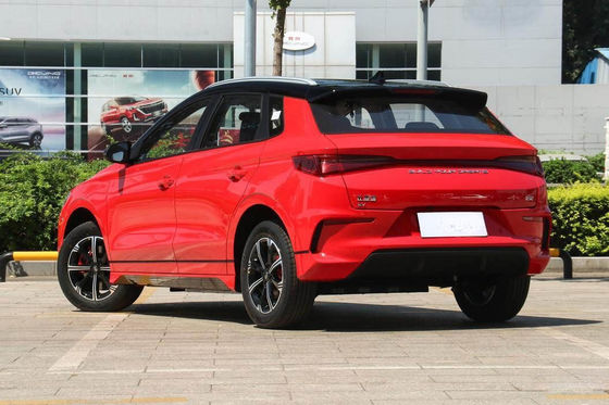 Byd E2 κόκκινη επιχειρησιακή έκδοση 401KM αυτοκινήτων 2022 φορείων ηλεκτρική 5 πόρτες 5 καθίσματα